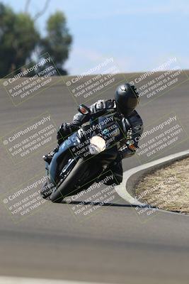 media/Sep-21-2025-TrackDaz (Sun) [[277c75b276]]/B Group/1220pm (Turn 2)/